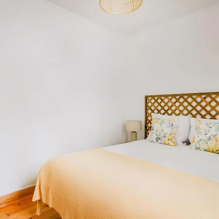 Casa De Santana I, Lisbon