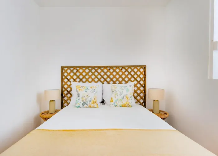 公寓 Santana | Walk To Metro & Downtown