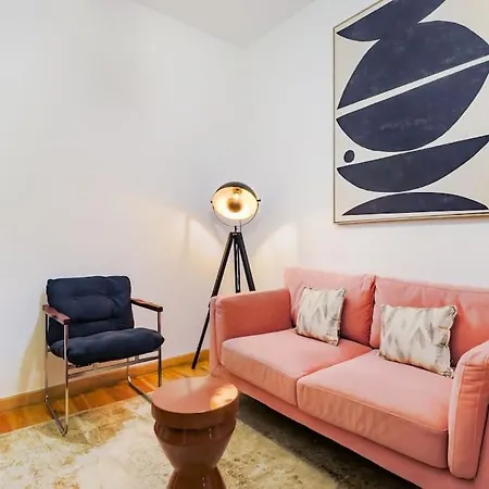 Appartement Santana | Walk To Metro & Downtown *