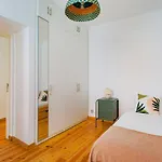 Santana | Walk To Metro & Downtown Appartement Lisboa